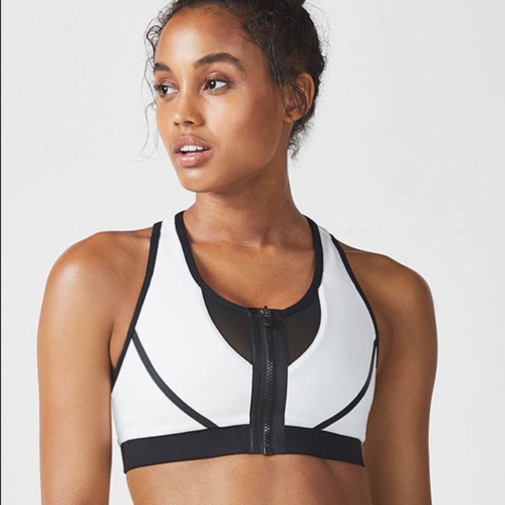 Fabletics Emmy Sports Bra Small